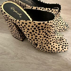 Qupid Spotted Tan and Black Mules